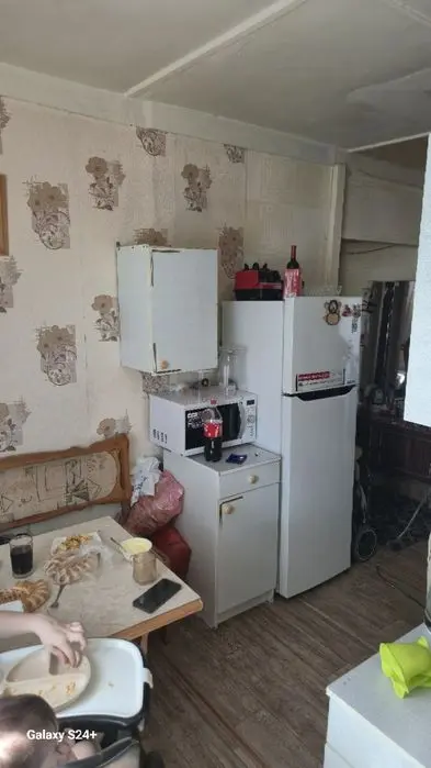 Продам 2 комнатную квартиру Спутник 8 Янгихает 42м² 3 школа