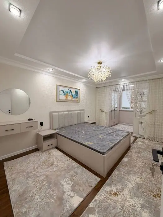 Продается 3 ком. Квартира площадью 75 кв.м. В Согдиане