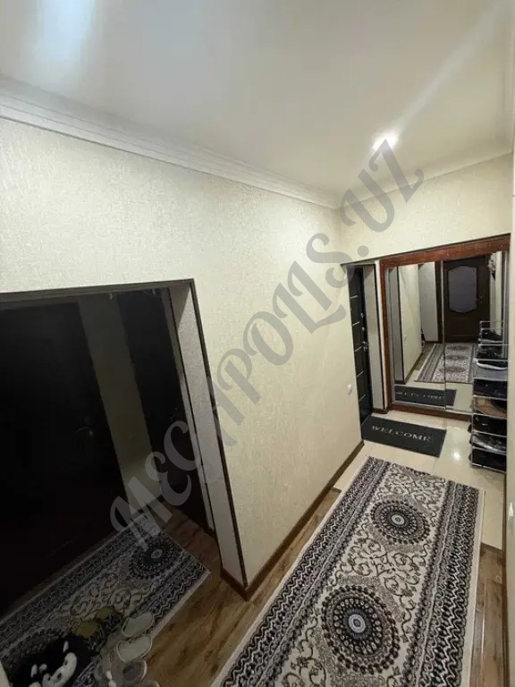 Продаю Квартиру Юнусабад-7 4/4/4