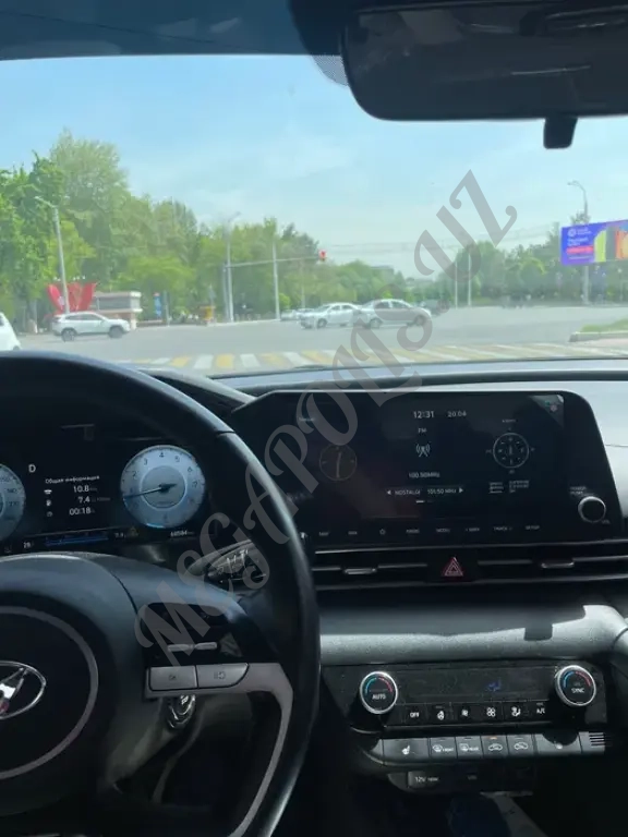 Hyundai elantra 2021