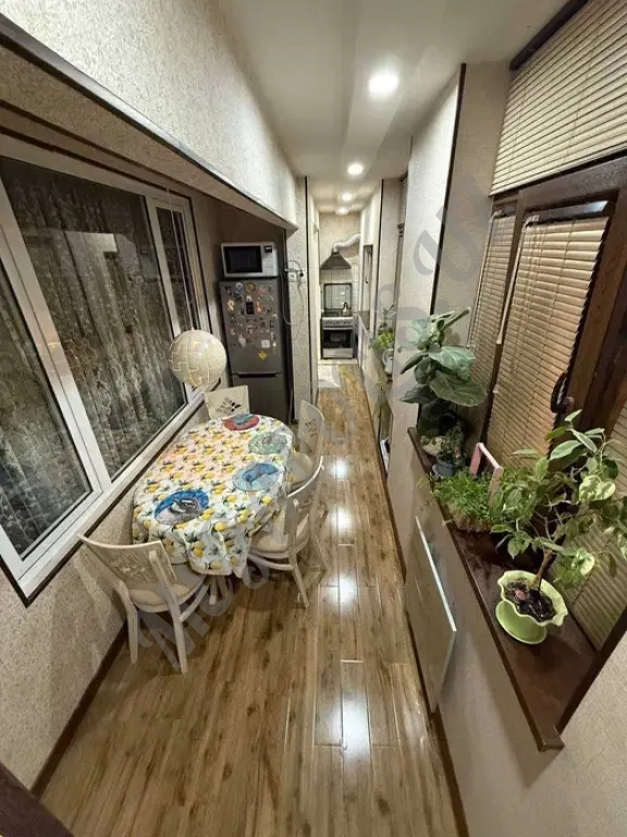 Продаю Квартиру Юнусабад-7 4/4/4