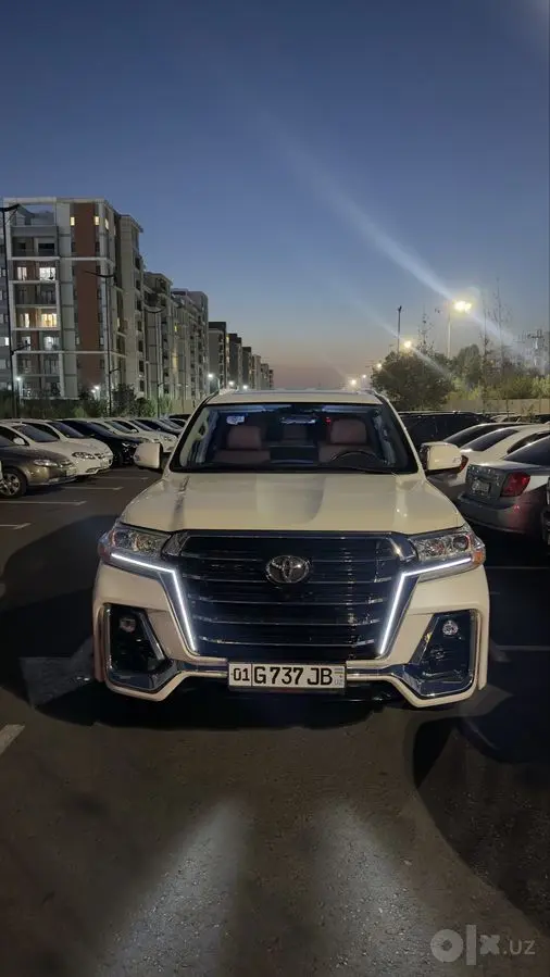 Toyota land cruzer 200