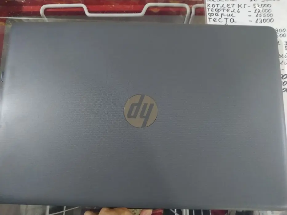 Hp laptop 15-da2181nia core i5-10 pakaleniya