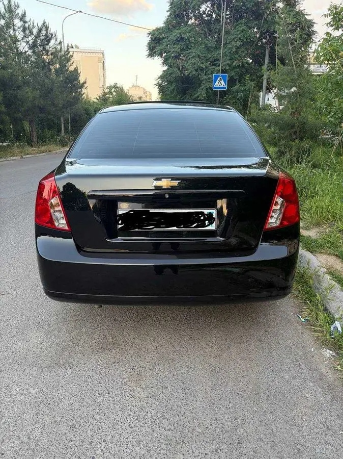 Jentra 2022 yil kraskasi toza