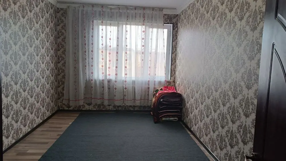 Qizlarga bez makler kvartira