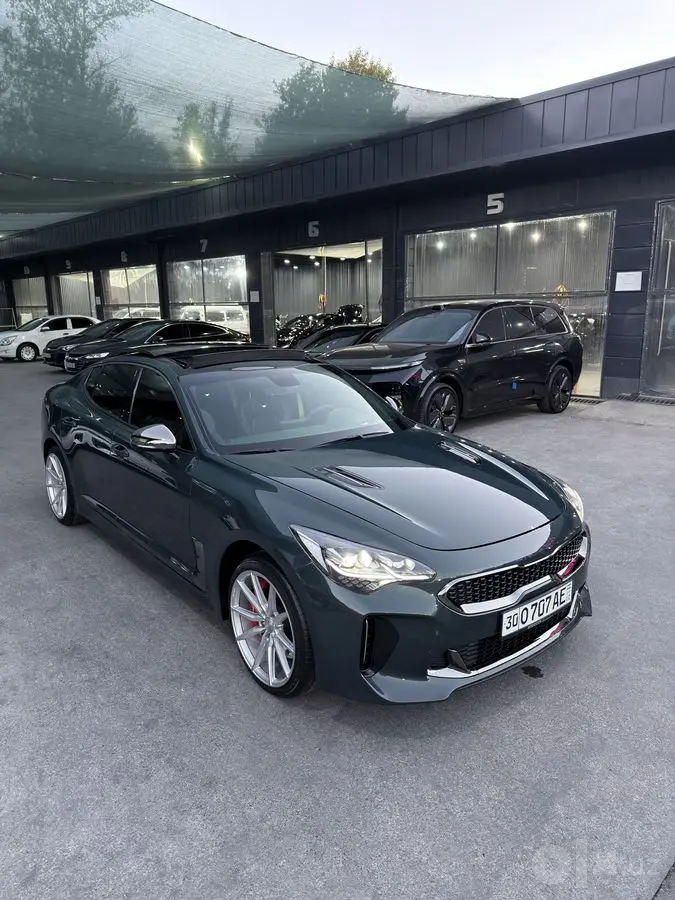 Kia stinger 2023 3.3 turbo