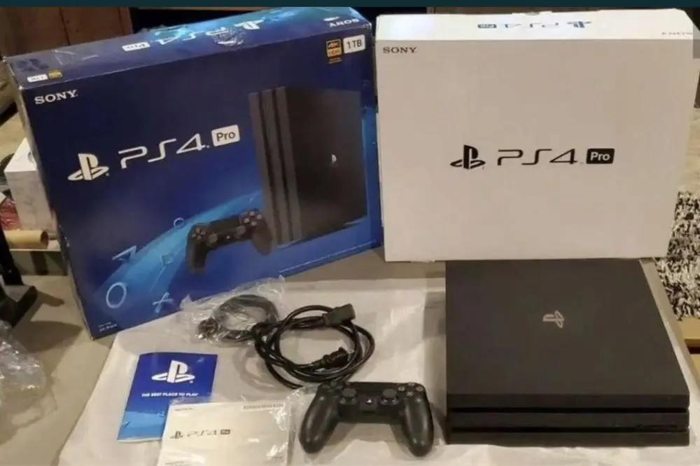 Продам playststion4 slim 1TB с играми на борту как на фото