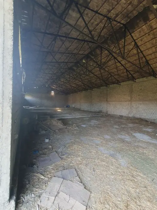 ishlab chiqarish yoki kata qurilishlar uchun 40 stiq,650 kv angar