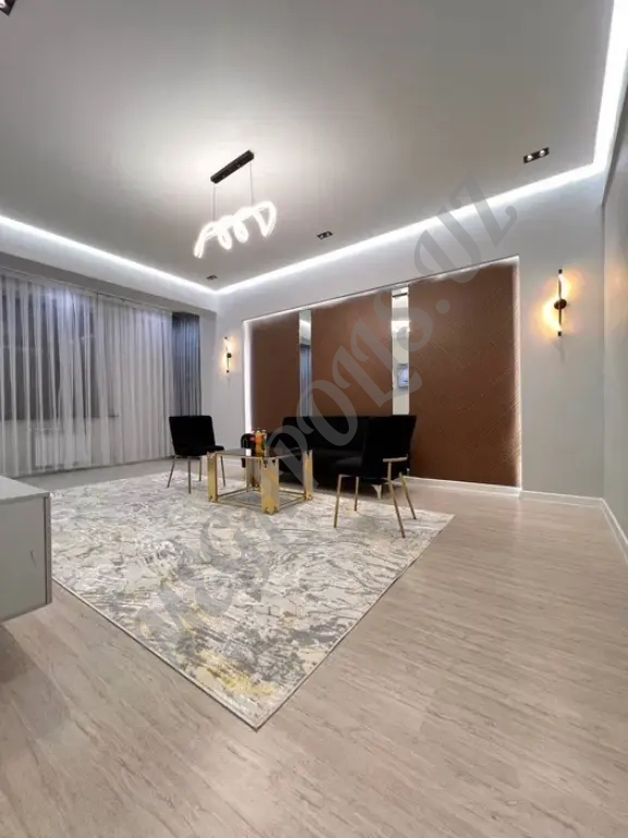 ПРОДАЁТСЯ новосторойка Своя