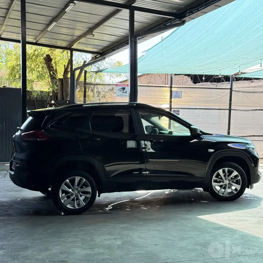 Tracker LTZ 2023 Qora Toza