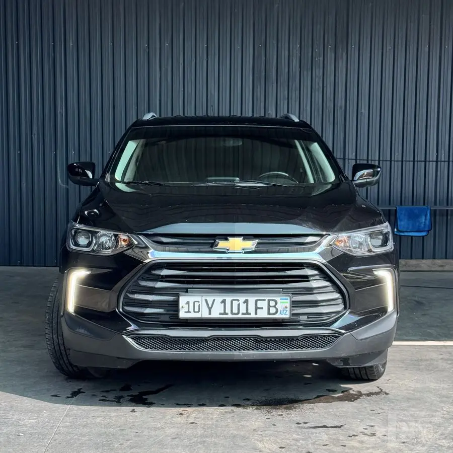 Tracker LTZ 2023 Qora Toza