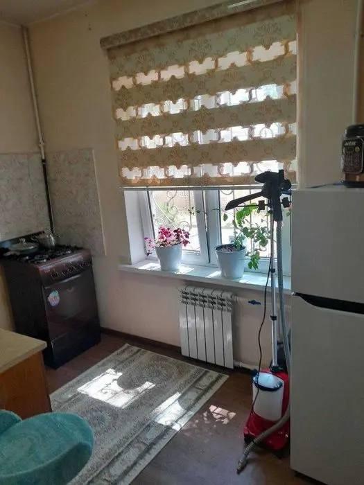 СРОЧНО !! Продается квартира в Яшнабаде 1/1/4 ( 40 кв/м ) Авиасозлар 2