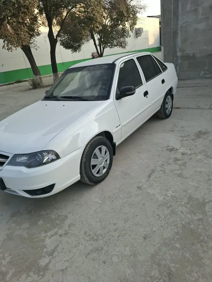 Nexia 2 ajoyib holattda