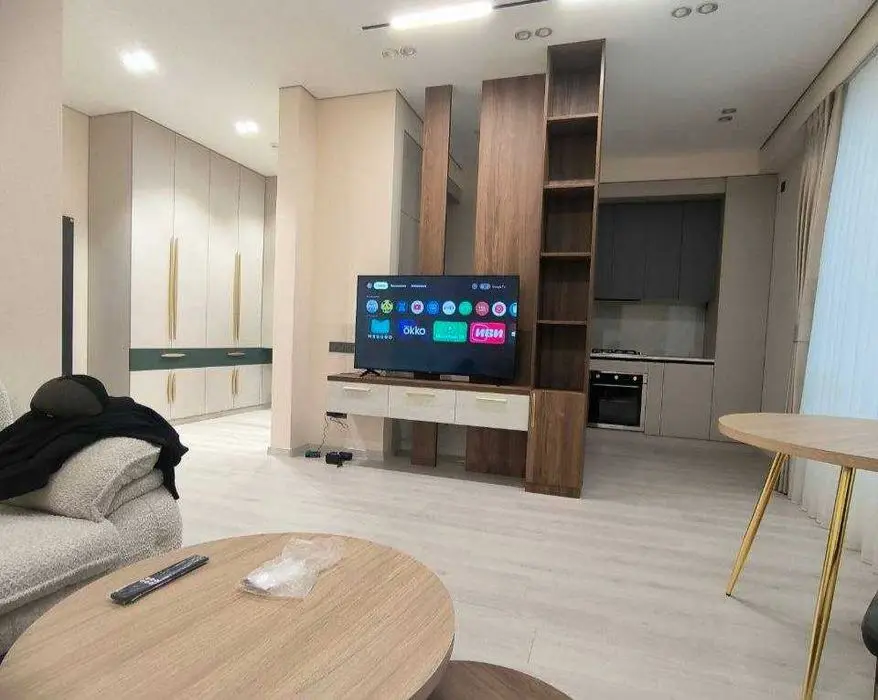Koh-Ota   шайхан подключ себзар Центр 2ком Площадь: 55м2 ;