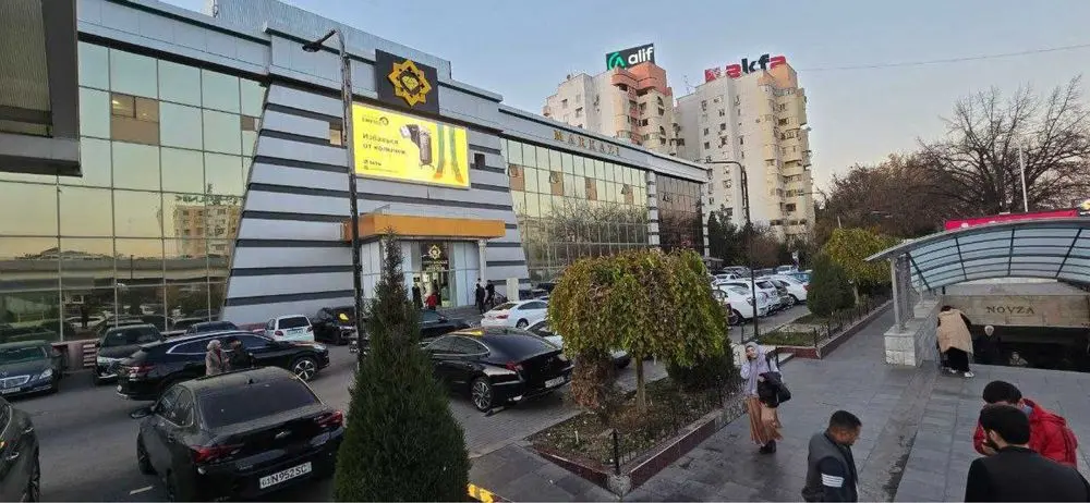 Oltin Markazi / Новза 3 этаж / 250м2