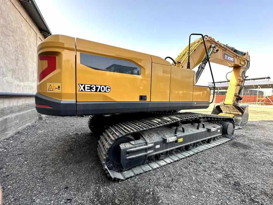 Экскаватор гусеничный XCMG XE370 ковша 2.1 куб в Ташкенте