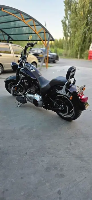 Harley-davidson Fatboy 2014 sotiladi