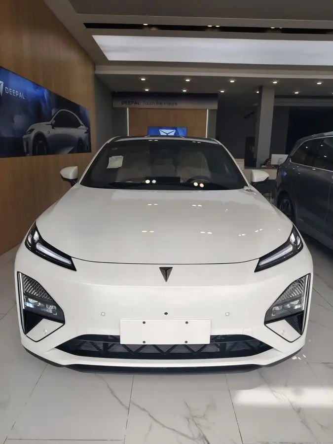 Deepal S07 230 max restyling