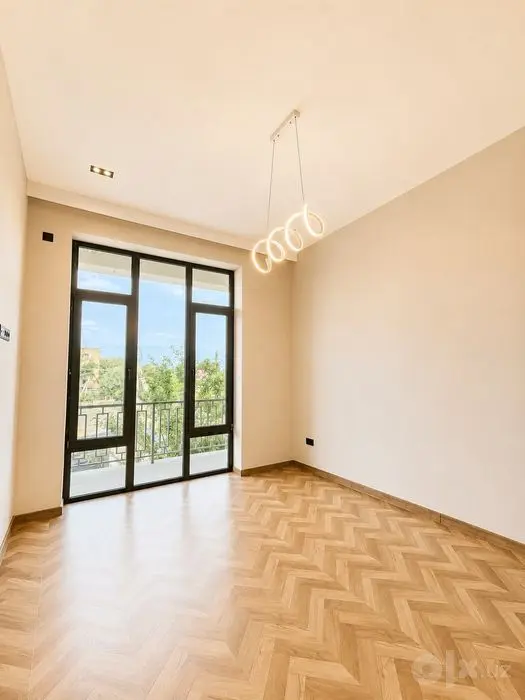 Ттз 4 бойджегит Евро дом 1.9 соток 210м² 2 этажа