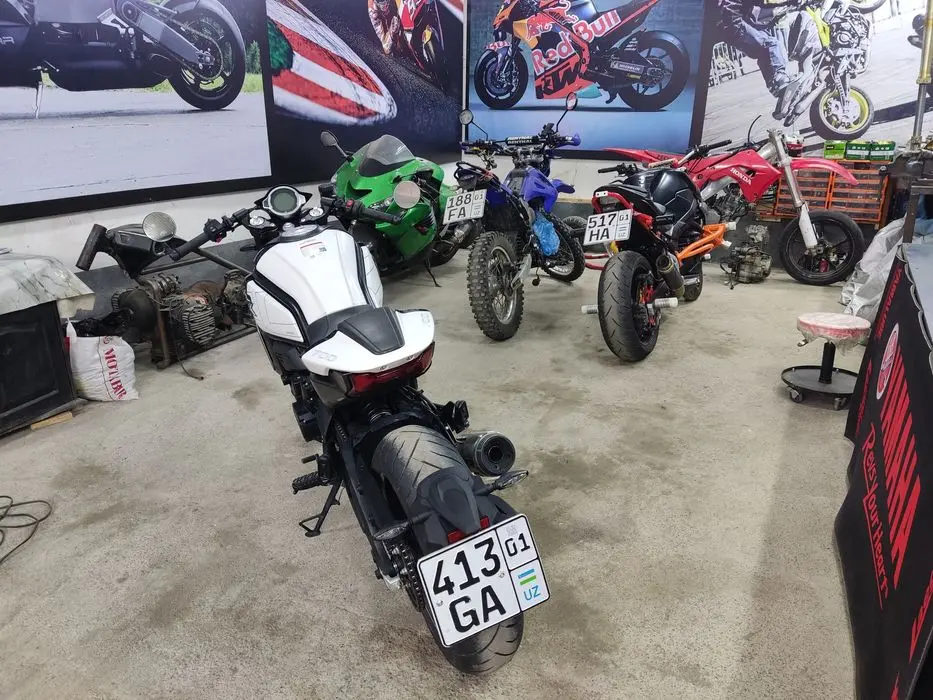 Cf moto 700 Clx Street