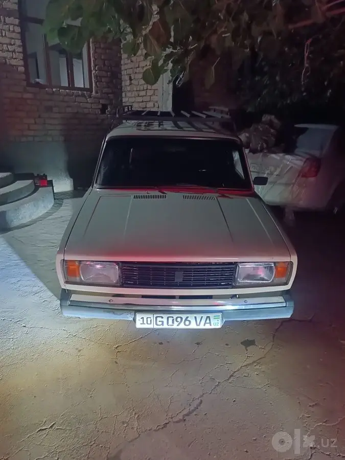 Vaz 2104 o'rta holatda