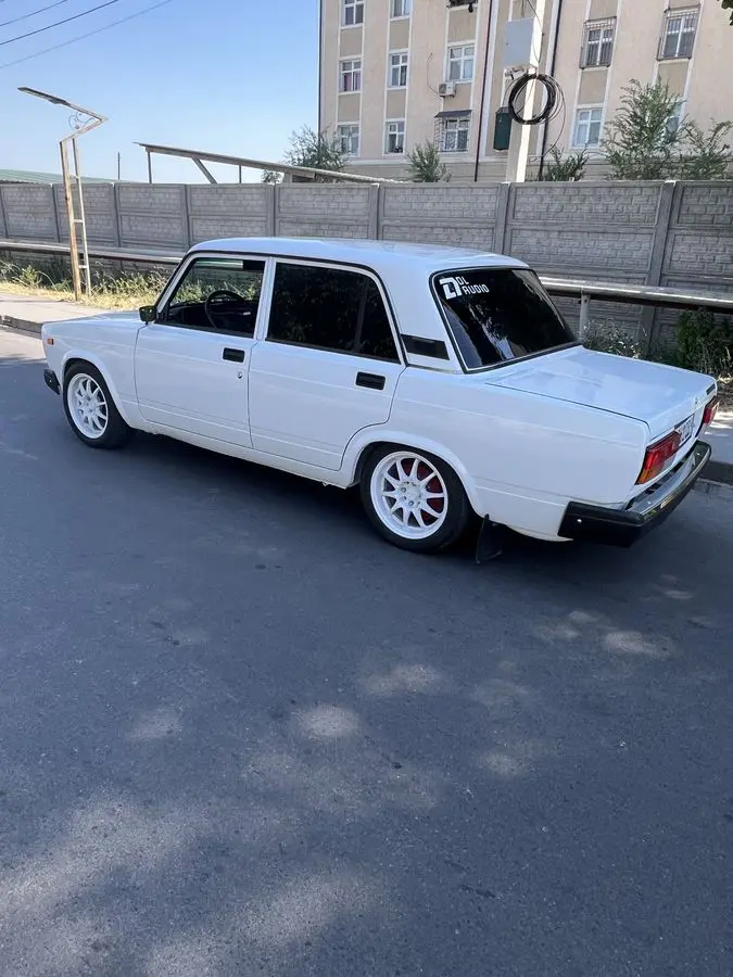 Vaz 2107 idial holata