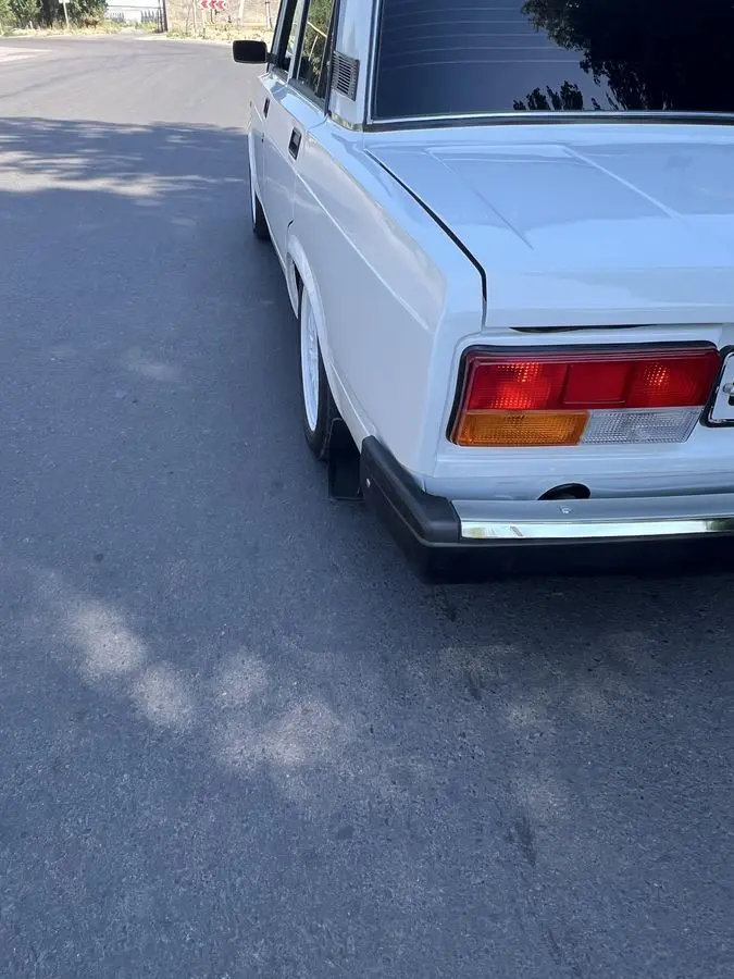 Vaz 2107 idial holata