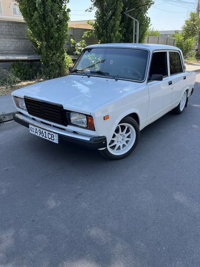 Vaz 2107 idial holata