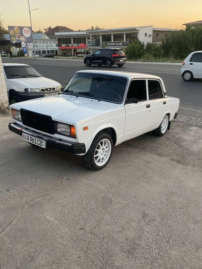 Vaz 2107 idial holata