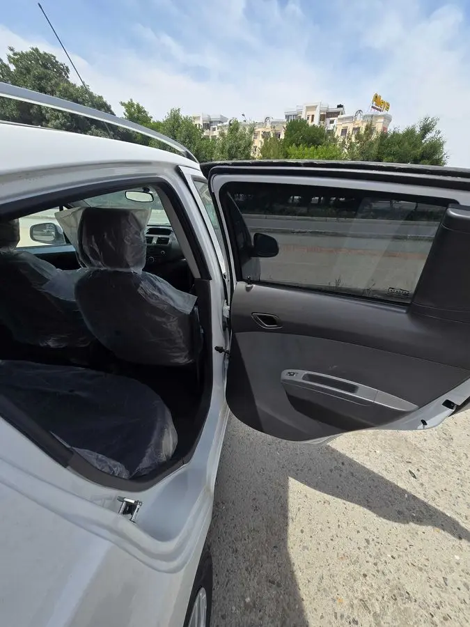 Продам chevrolet spark