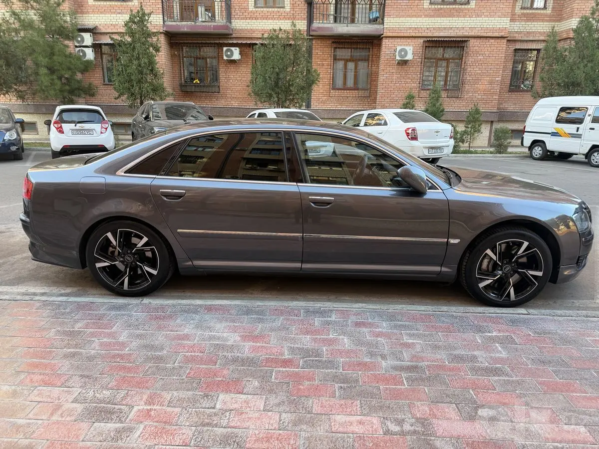 Сотилади или обмен Audi a 8 d3 long w12
