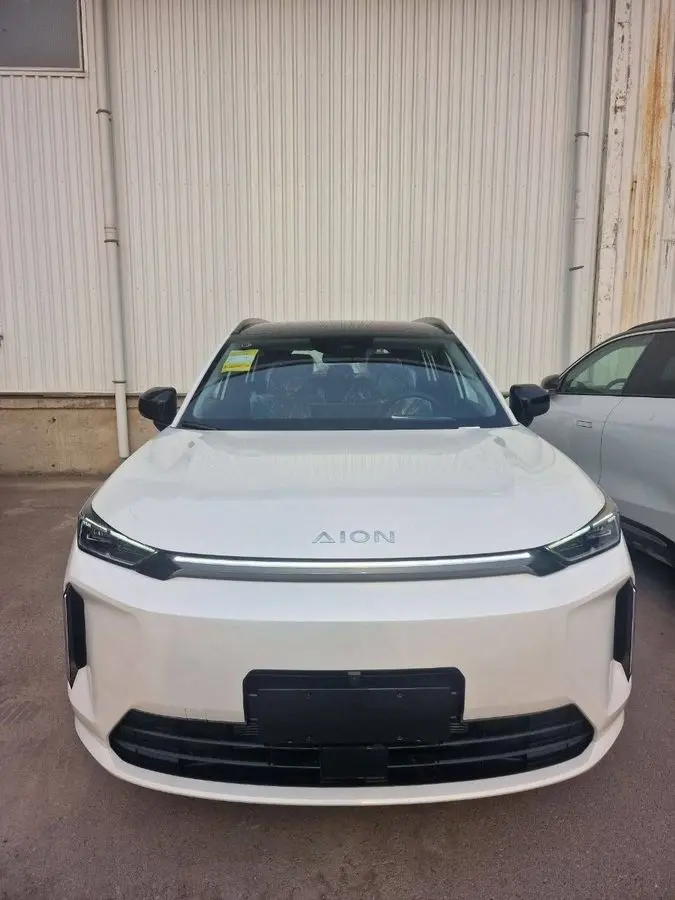 Gac Aion i60 2026 disc 605km qora oq bo