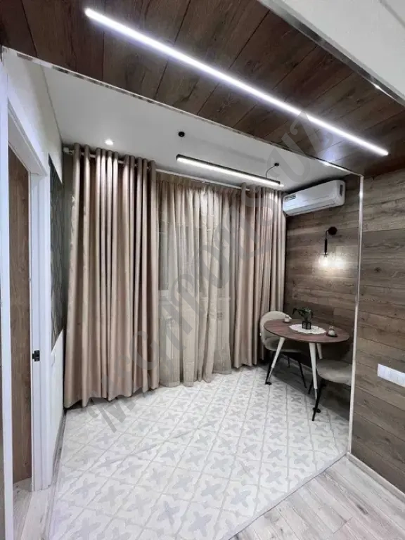 2х комнатная квартира переделанная в 3шку. 1 минута от метро Новза