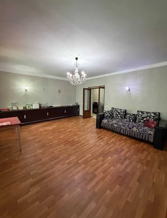 ЦУМ 81м2 3в2/3/4 Кирпичный Балкон 2/6 Ор-р Сенат