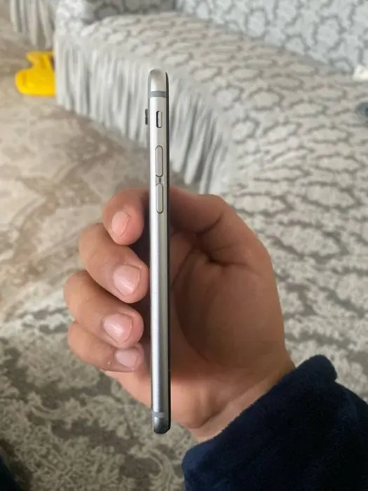 IPhone 6. Batareni almashtirish kere. Нужно батарейку менять