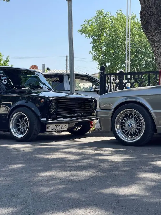 Vaz 21011 hoonigan Drift