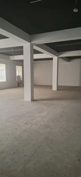 Arendaga joy 2 chi qavat 250m²        (  va 400m²  )