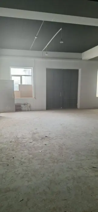 Arendaga joy 2 chi qavat 250m²        (  va 400m²  )