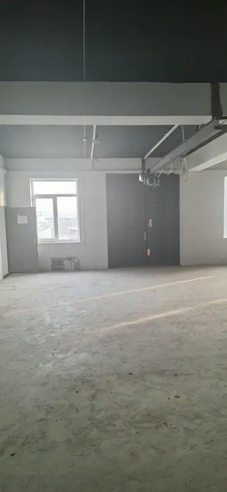 Arendaga joy 2 chi qavat 250m²        (  va 400m²  )