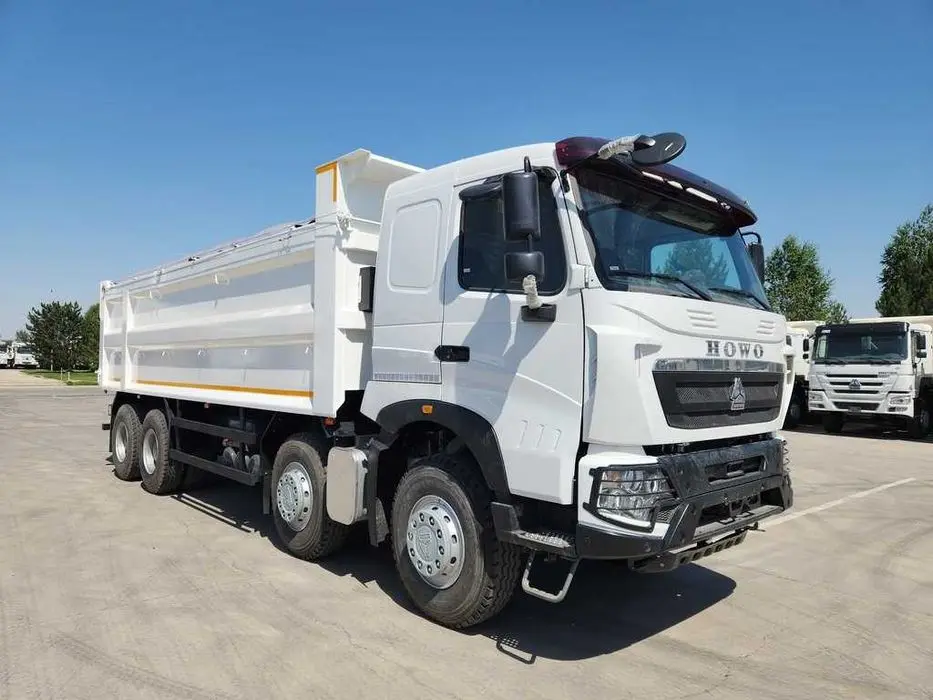 Автосамосвал SINOTRUK Howo T7S 8х4 Дизельный 32т в наличии