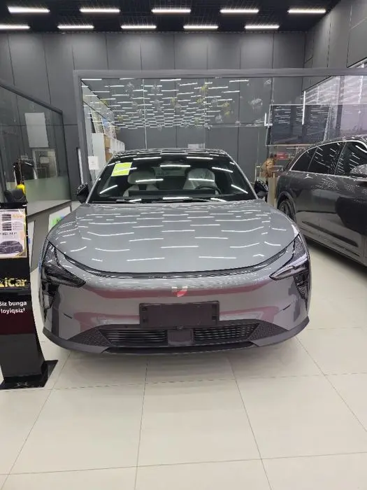 Jiu Yue Robocar sotiladi 2×4