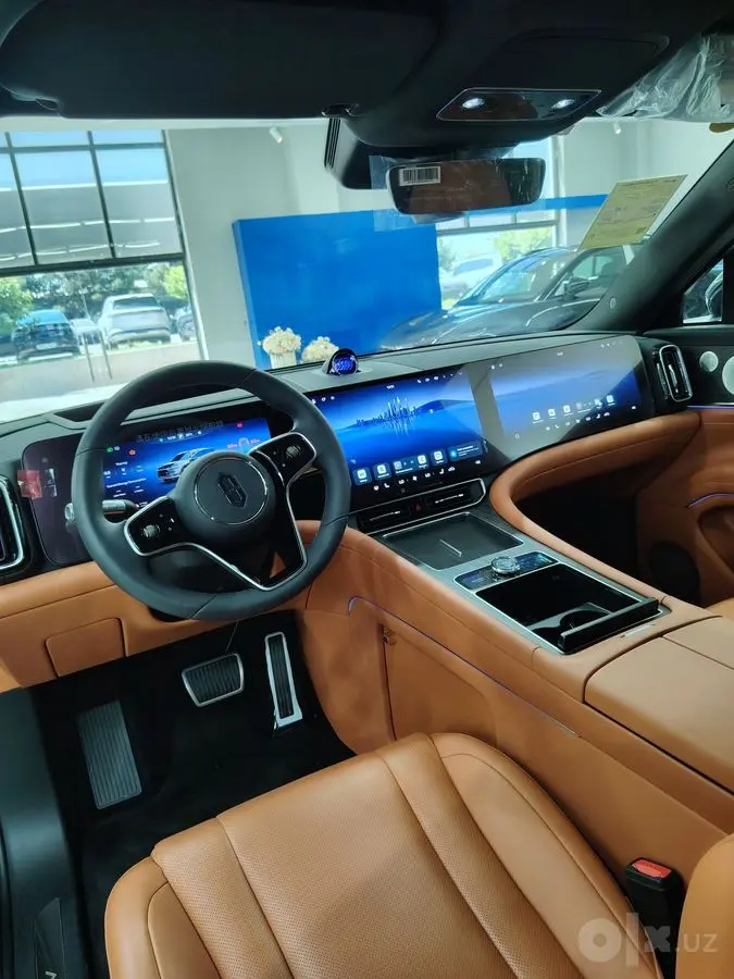 AITO M9 HYBRID 2025FP 235km