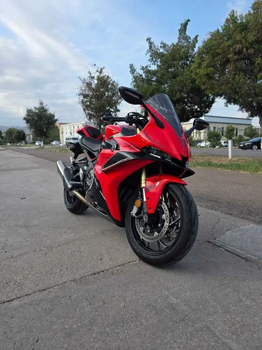 Sportbayk VOGE 660 Full Mototsikl sotiladi