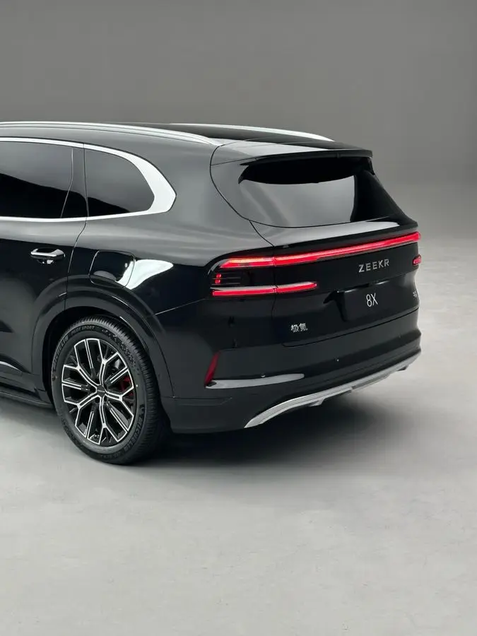 Zeekr 8X 2026 год