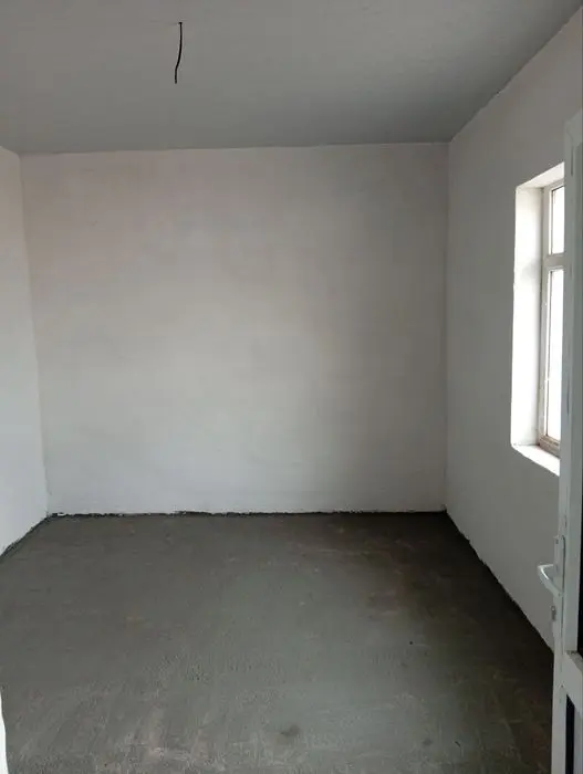 Yangi qurilgan xovli sotiladi