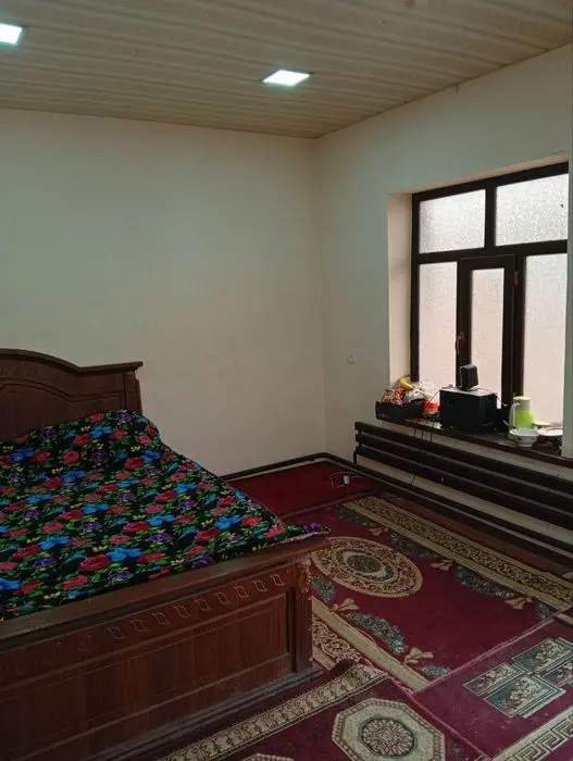 Yangi qurilgan xovli sotiladi
