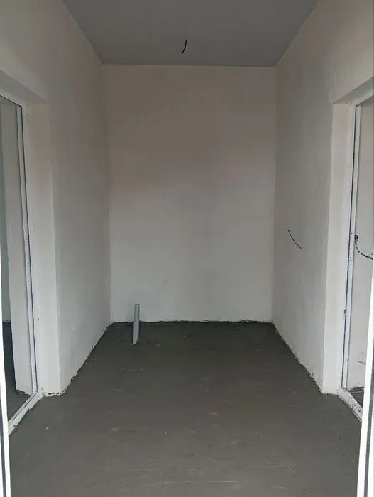 Yangi qurilgan xovli sotiladi