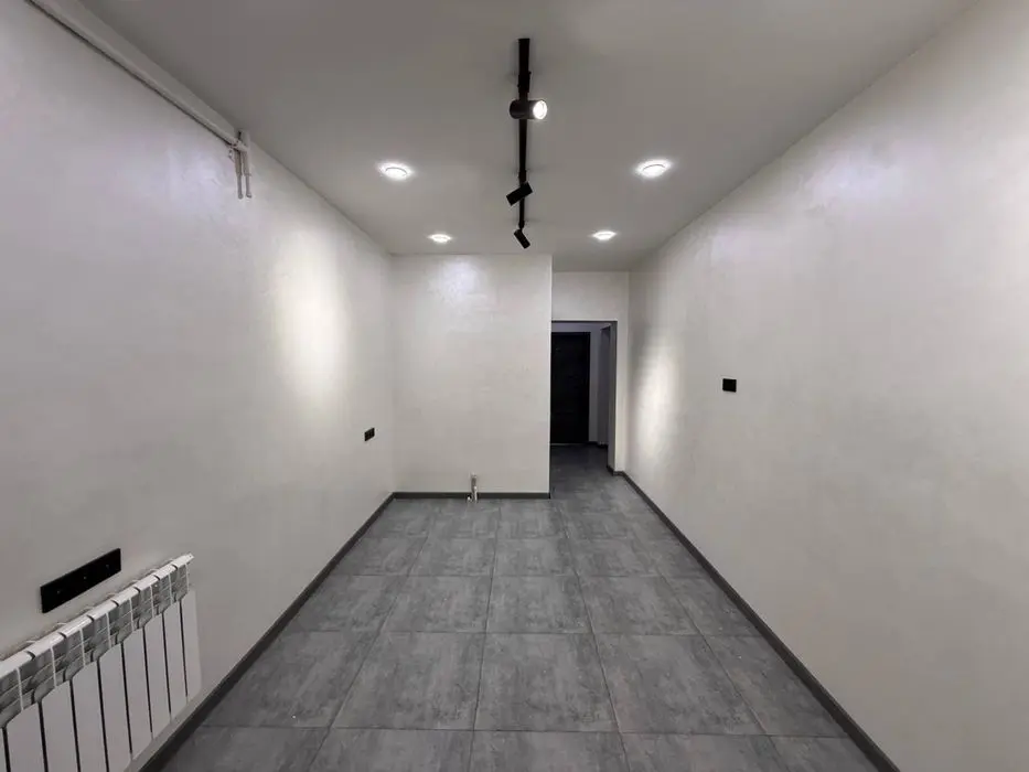 Аренда под Офис Ориентир Метро Ойбек 76м2 2000$ торг