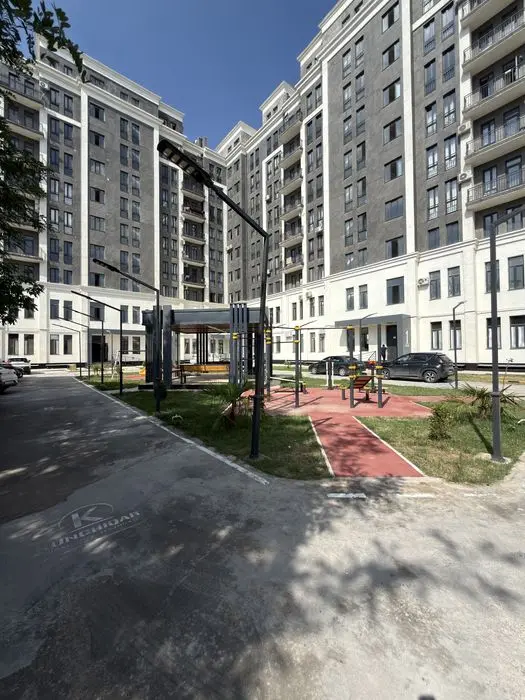 Kunchiqar TJMdan 5-qavatdan 3 xonali koropka kvartira sotiladi