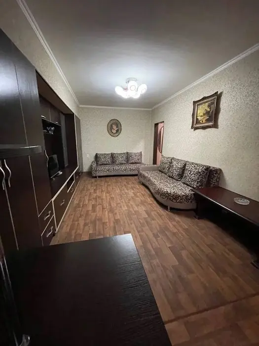 Сдается 1 ком Эко Базар Массив Феруза